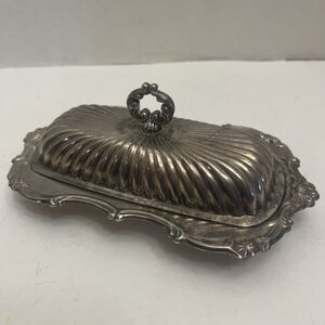 Silverplate  Butter Dish by LEONARD Hong Kong 8”X4 3/4”X2 1/2”